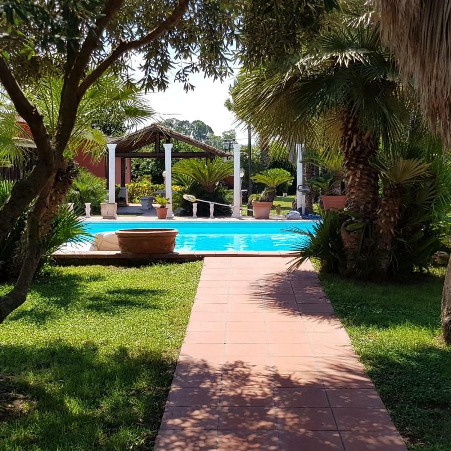 Chalet L Oasi Di Ambra 8 Posti Letto Con Uso Piscina อาร์เดีย ภายนอก รูปภาพ